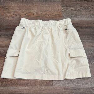 Avalanche Athletic Cream Skirt with Pockets Size Small
